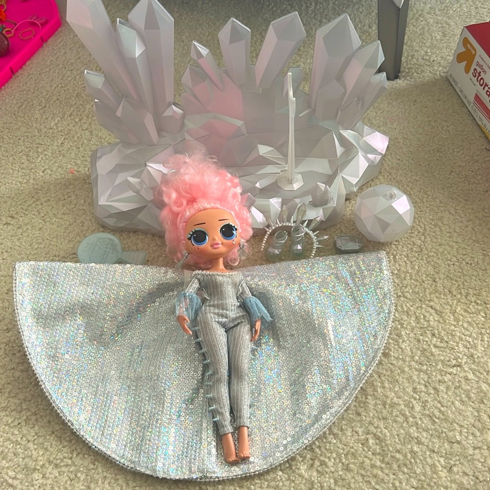 LOL OMG Crystal Star Doll